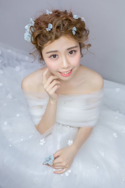 专业婚礼造型专业跟妆